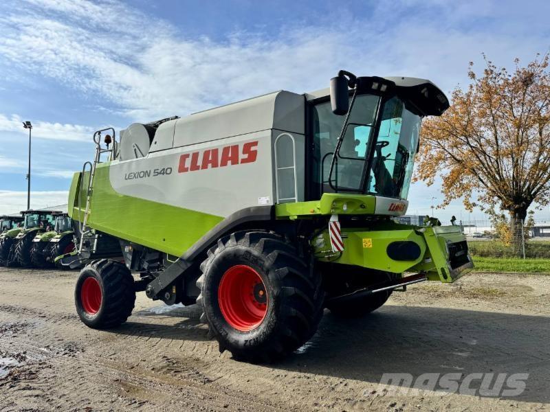 CLAAS LEXION 540 Maaidorsmachines