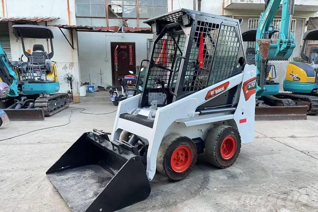 Bobcat S 70 Schrankladers