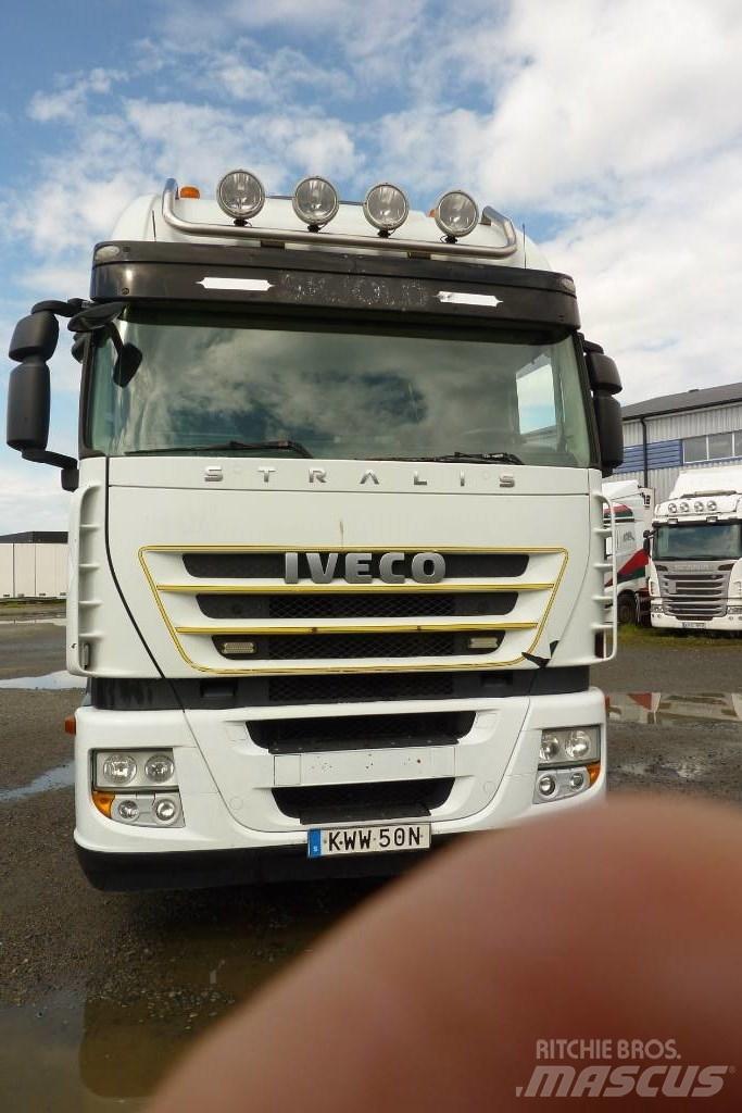 Iveco AS 440 6X2 Trekkers