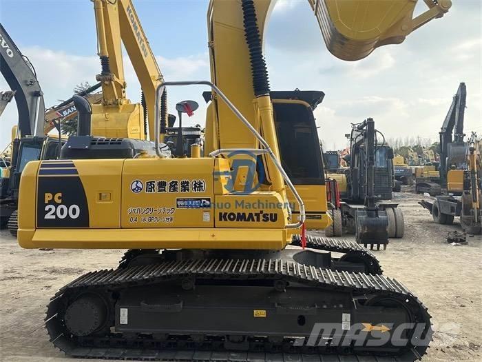 Komatsu PC200-8MO Rupsgraafmachines