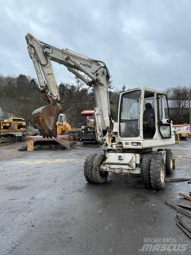 Komatsu PW 95 Wielgraafmachines