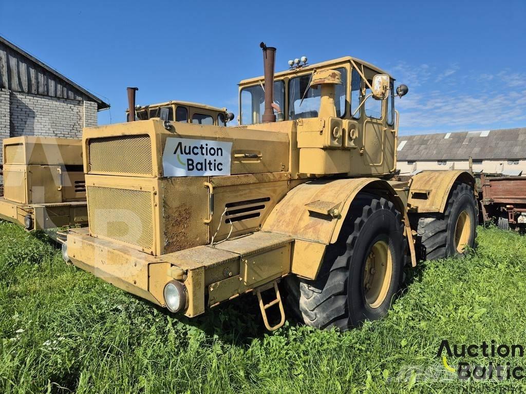 Kirovets K 700 A Tractoren