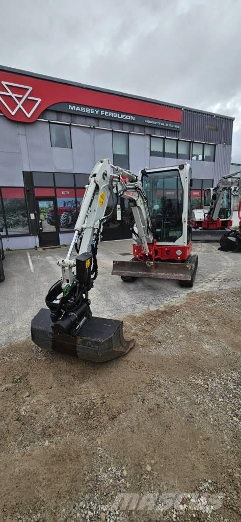Takeuchi TB 325 R Minigraafmachines < 7t
