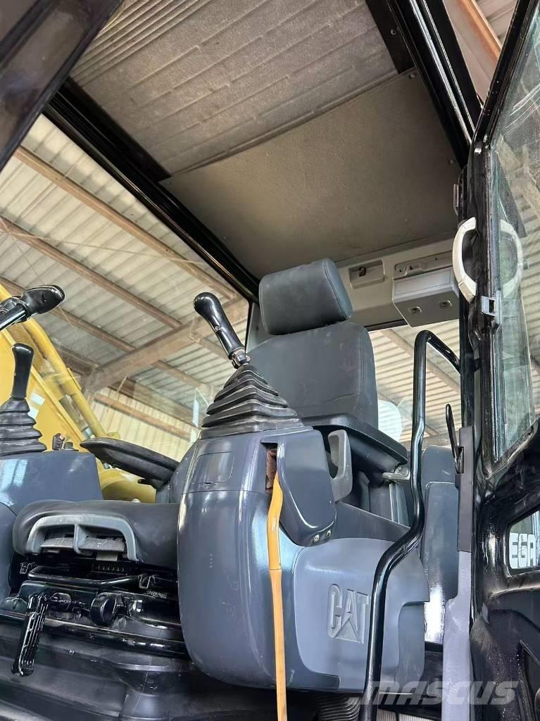 CAT 329 D Rupsgraafmachines