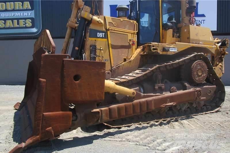 CAT D9T Rupsdozers