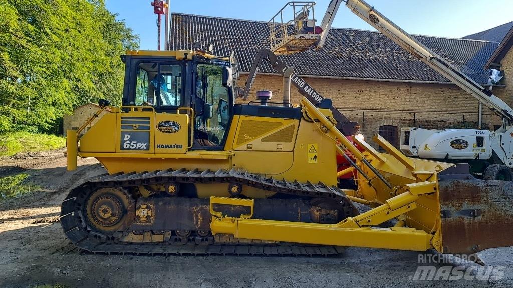 Komatsu D65PX-17 Rupsdozers