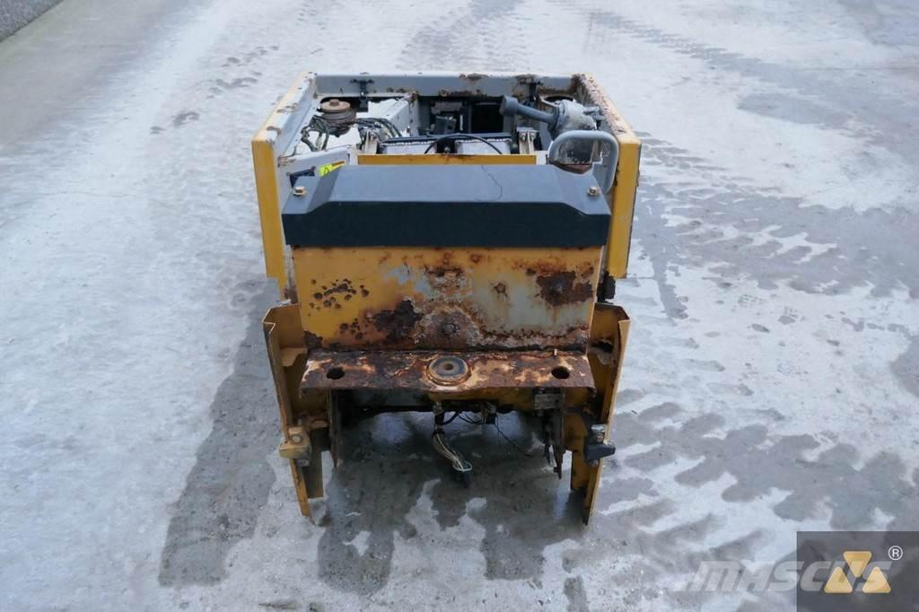 CAT 220-2800 Cabine en interieur