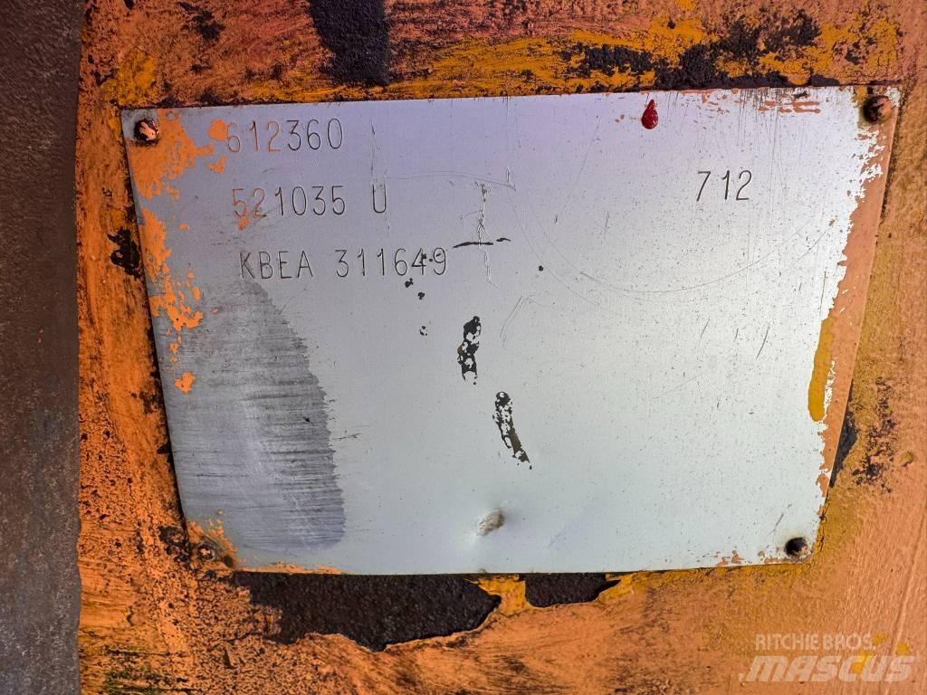 JCB 712 Knik dumptrucks