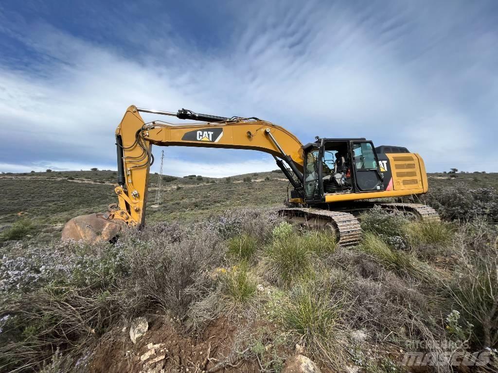 CAT 329 E Rupsgraafmachines