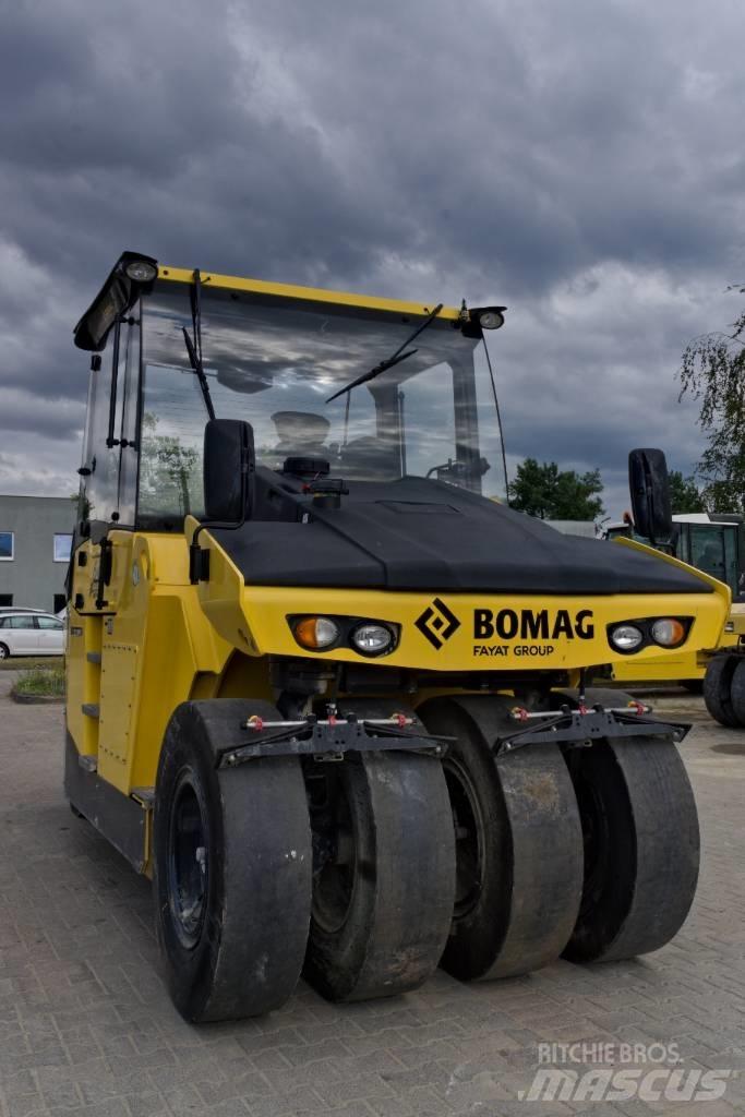 Bomag BW 28 RH Bandenwalsen