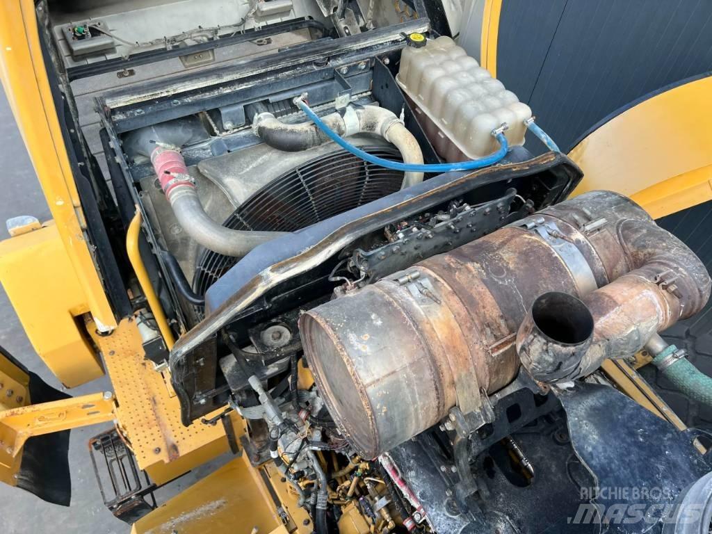 CAT 972K Wielladers