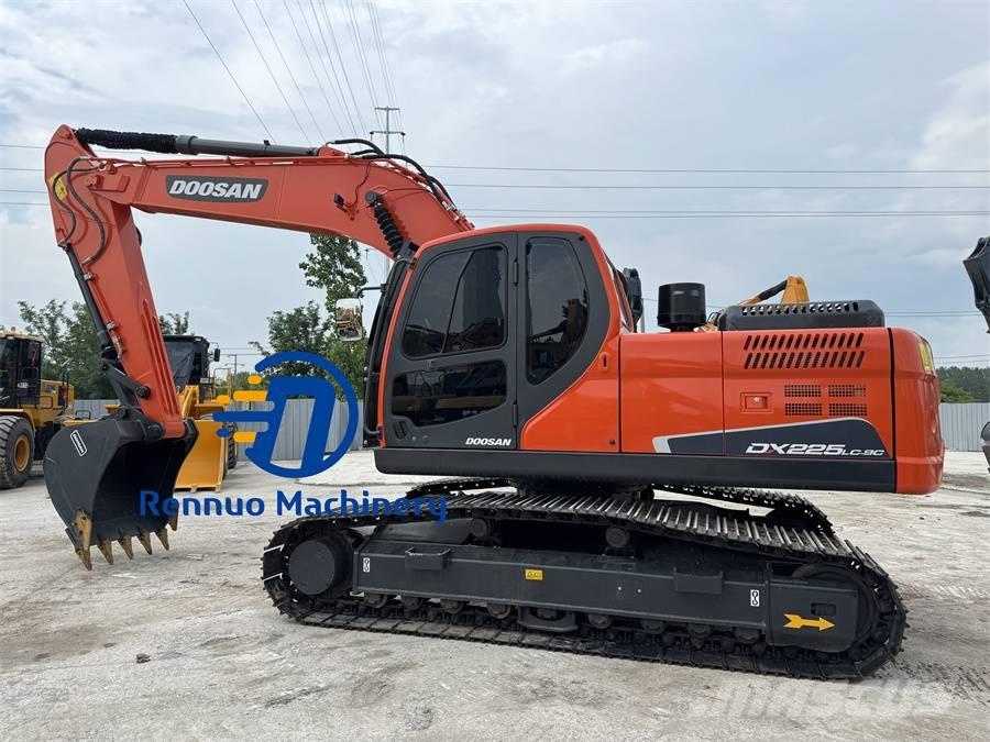 Doosan DX 225 LC-9C Rupsgraafmachines