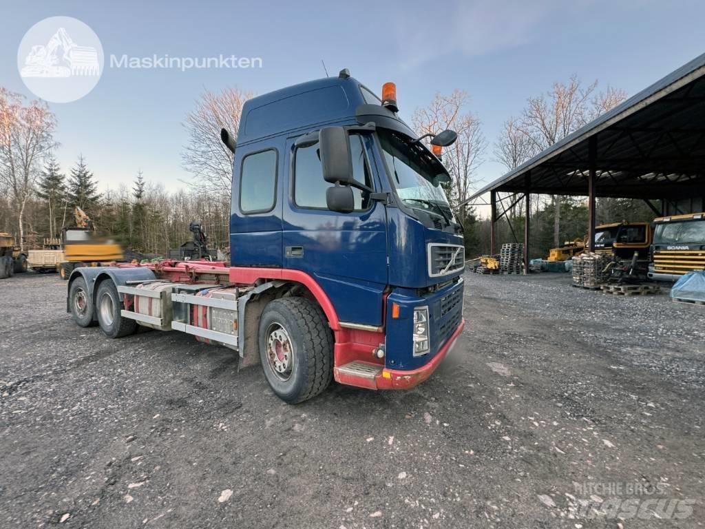 Volvo FM 440 Vrachtwagen met containersysteem