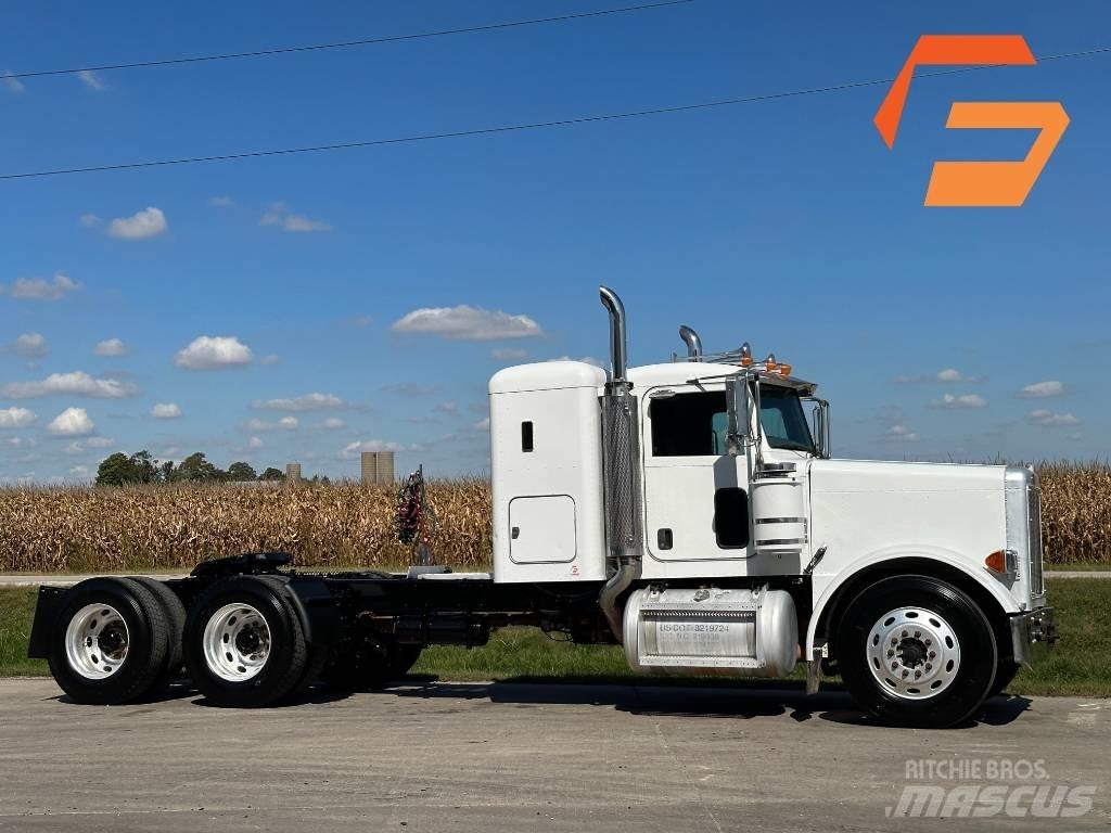 Peterbilt 379 Trekkers