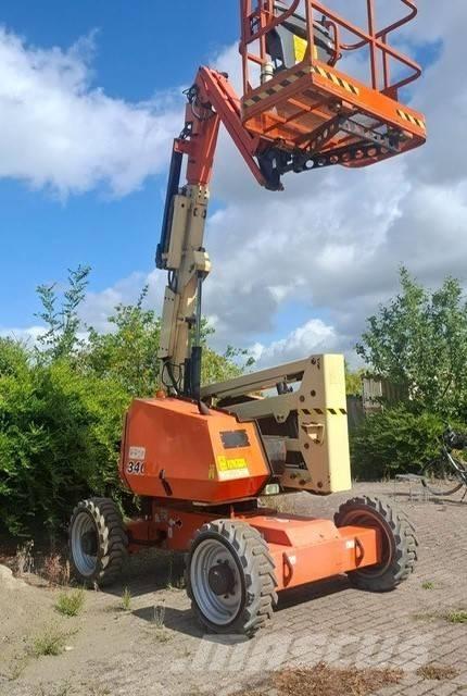 JLG 340 AJ Knikarmhoogwerkers