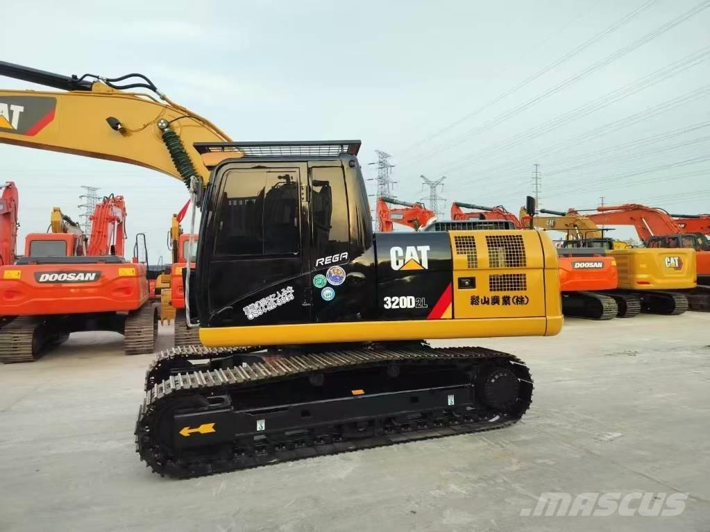CAT 320 D L Rupsgraafmachines