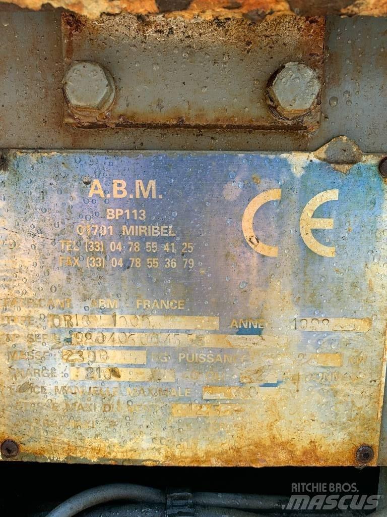 A.B.M. ORION 1000 Personenliften en invalideliften