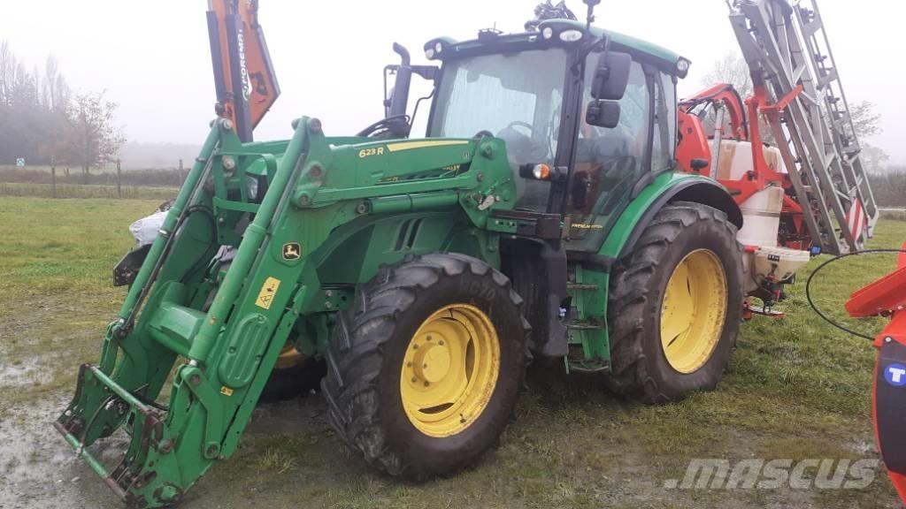 John Deere 6110 R Tractoren