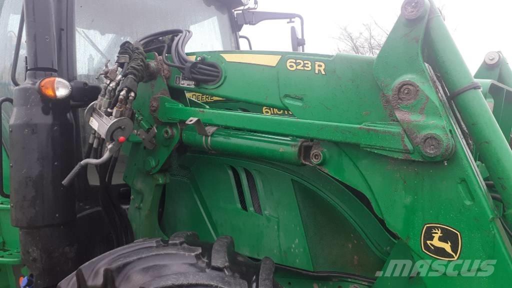 John Deere 6110 R Tractoren