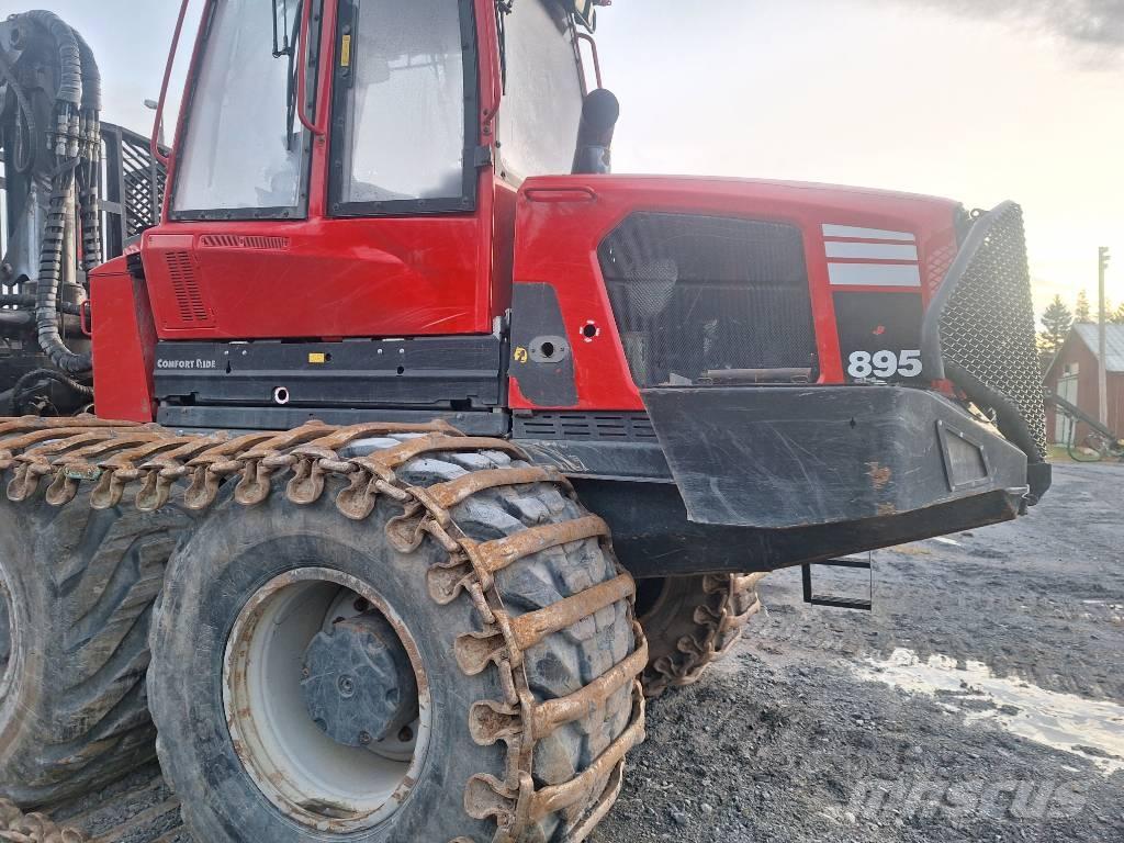 Komatsu 895 Forwarders