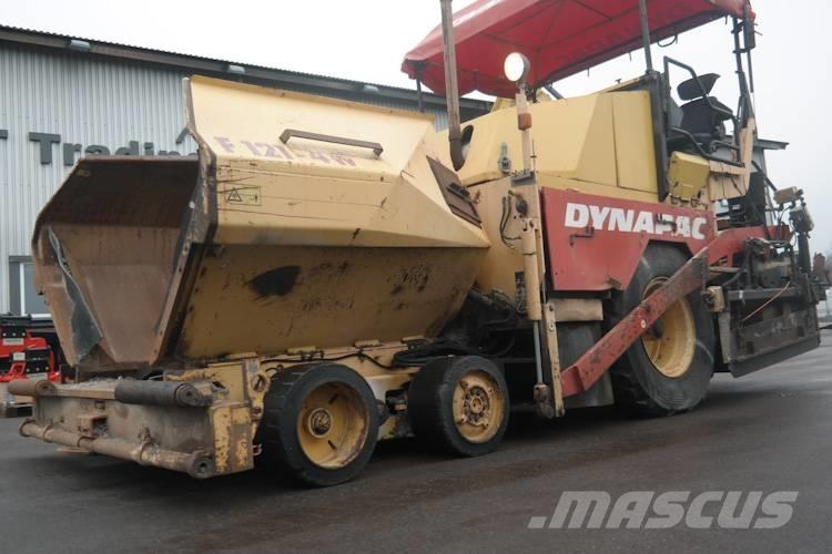 Dynapack F121 4WD Asfaltafwerkmachines