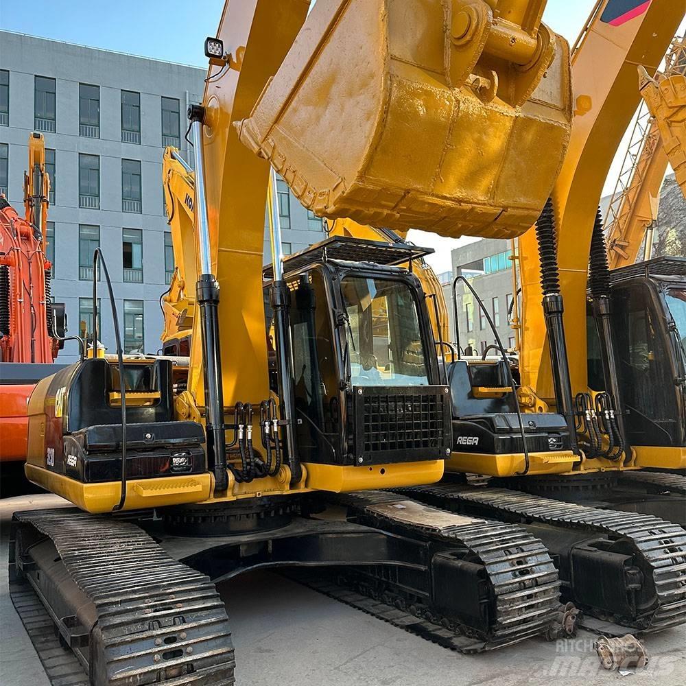 CAT 323 D Rupsgraafmachines