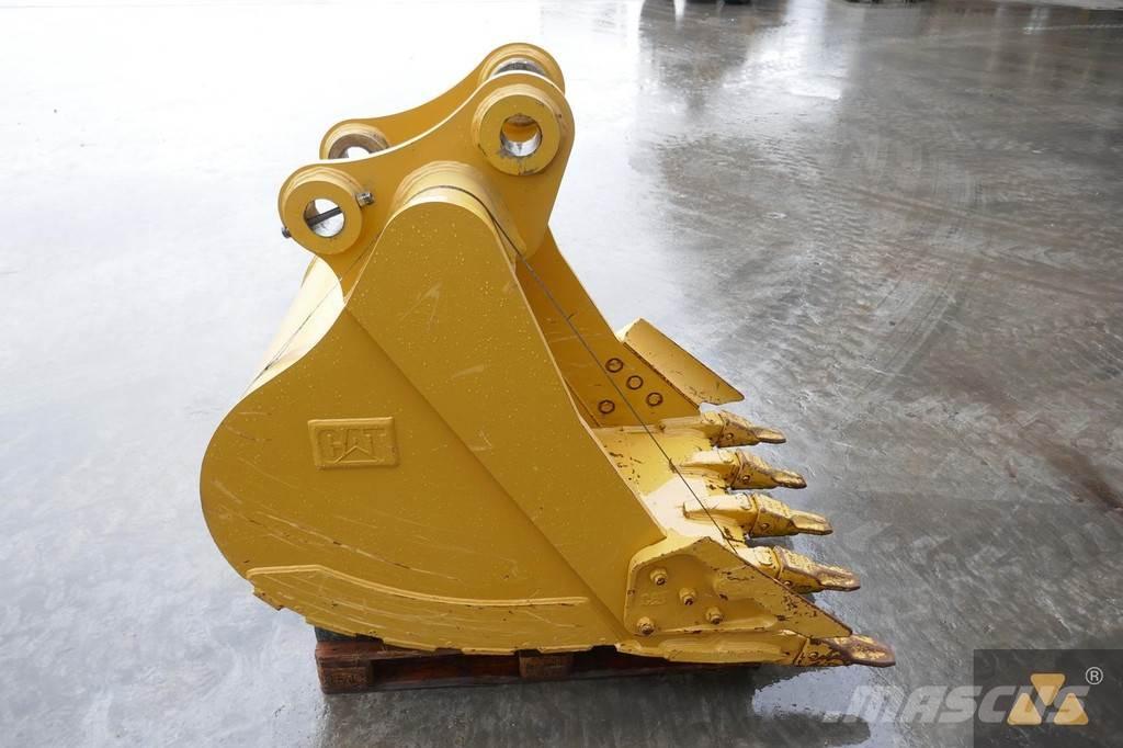 CAT 320 Bucket Bakken
