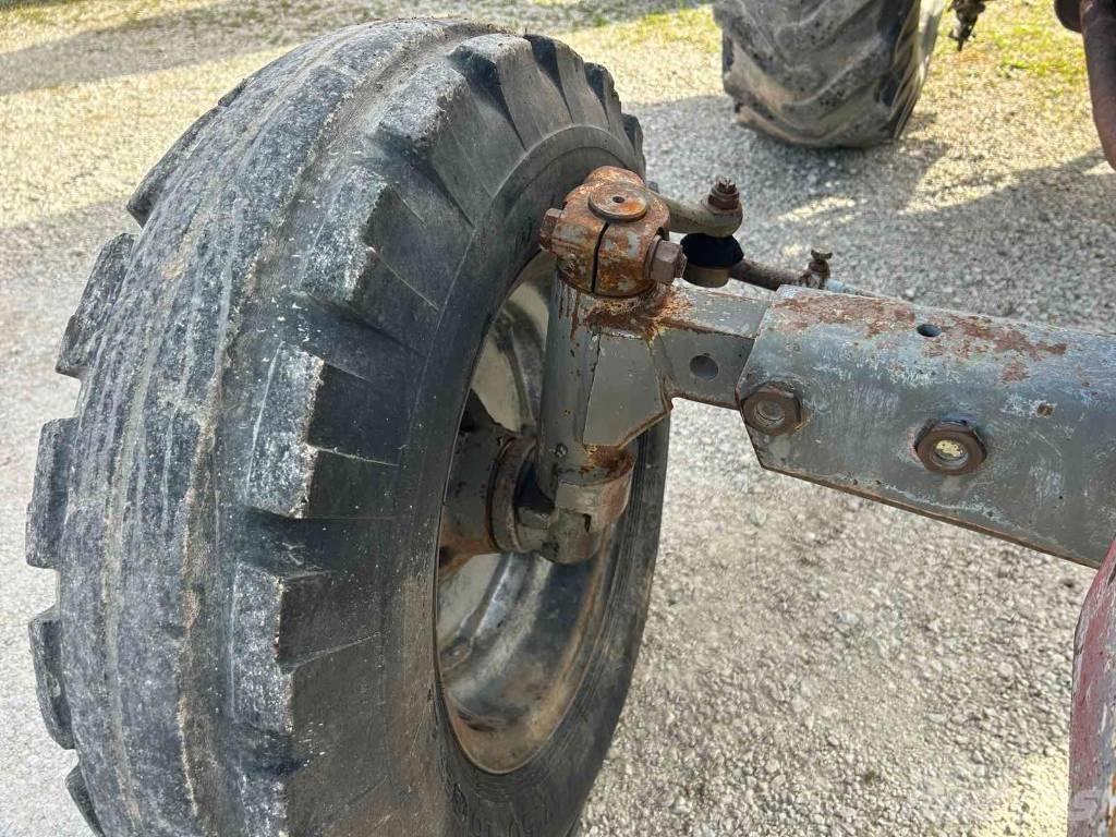 Massey Ferguson 165 Tractoren
