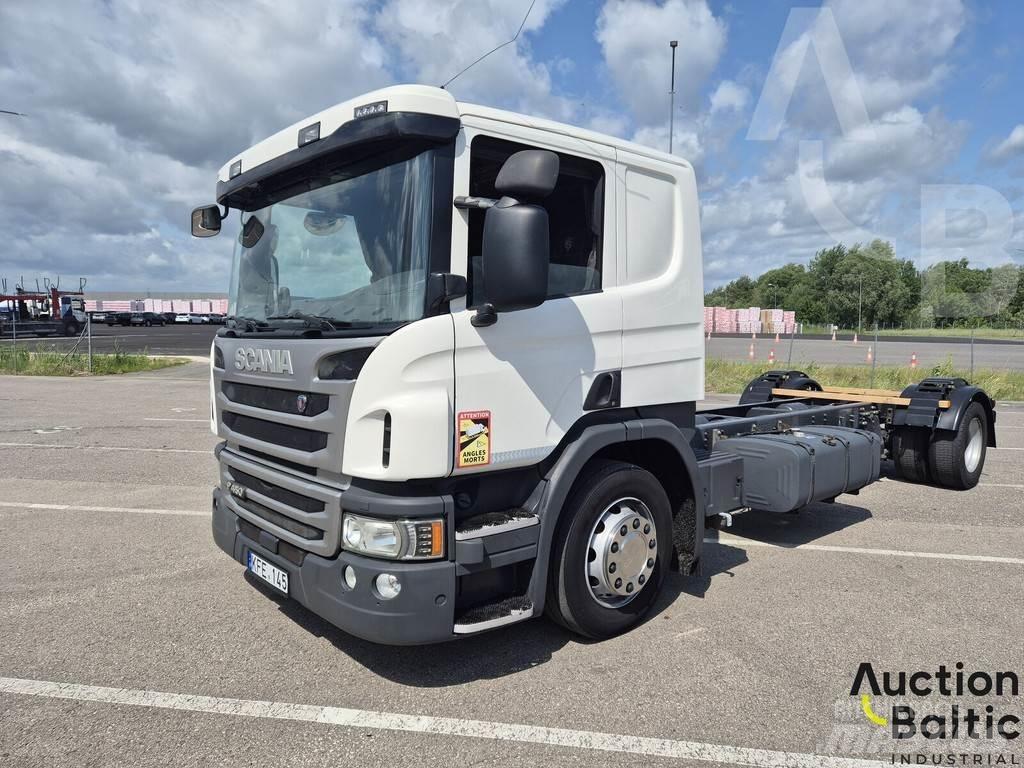 Scania P 450 Chassis met cabine