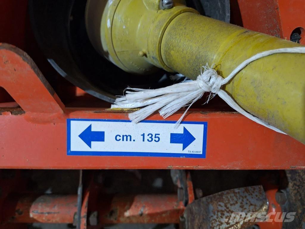 Kubota B2150 Laden en Lossen - overige