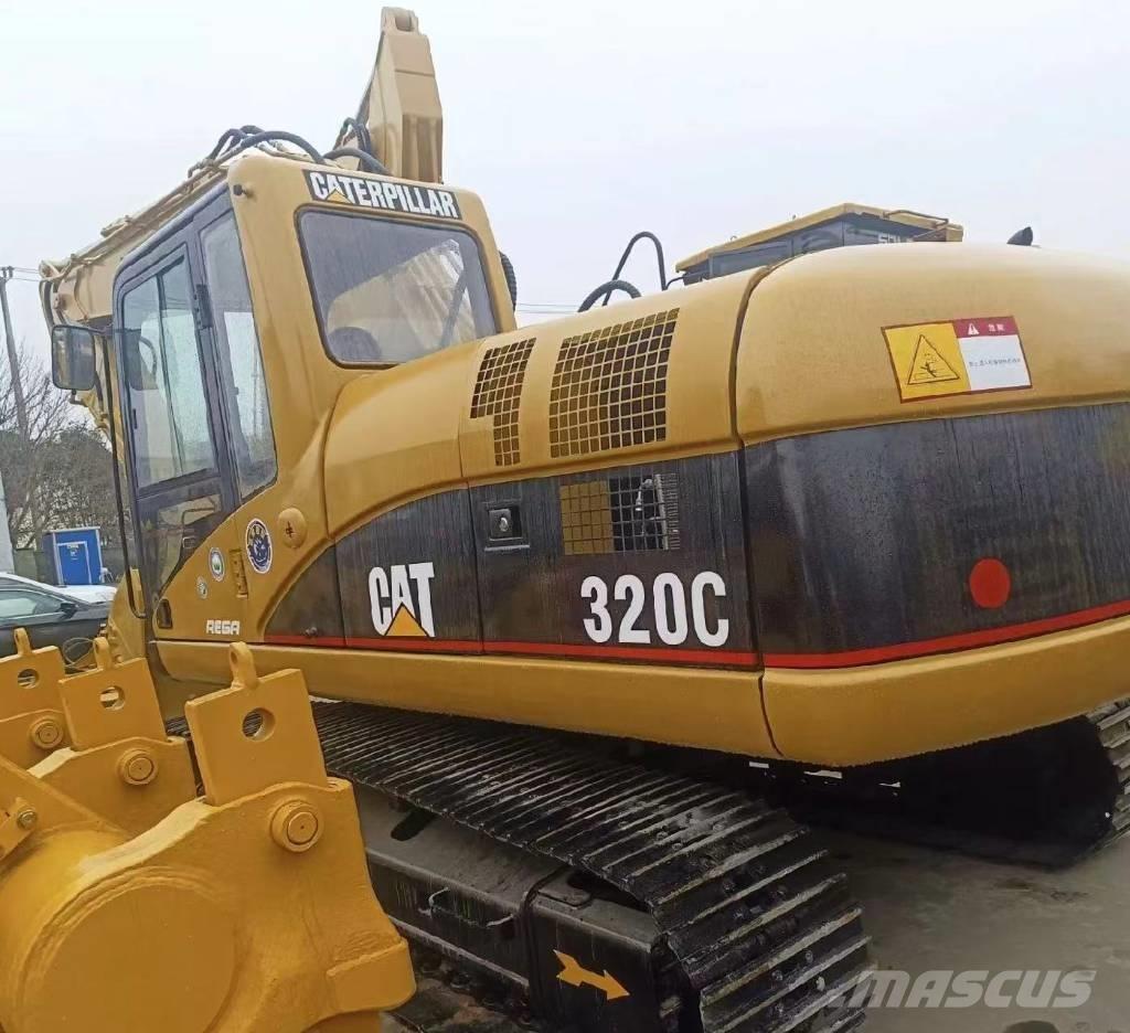 CAT 320 C Rupsgraafmachines