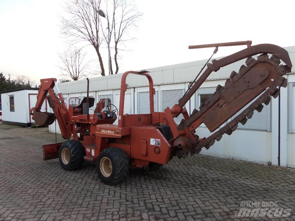 Ditch Witch 4010 DD Sleuvengravers