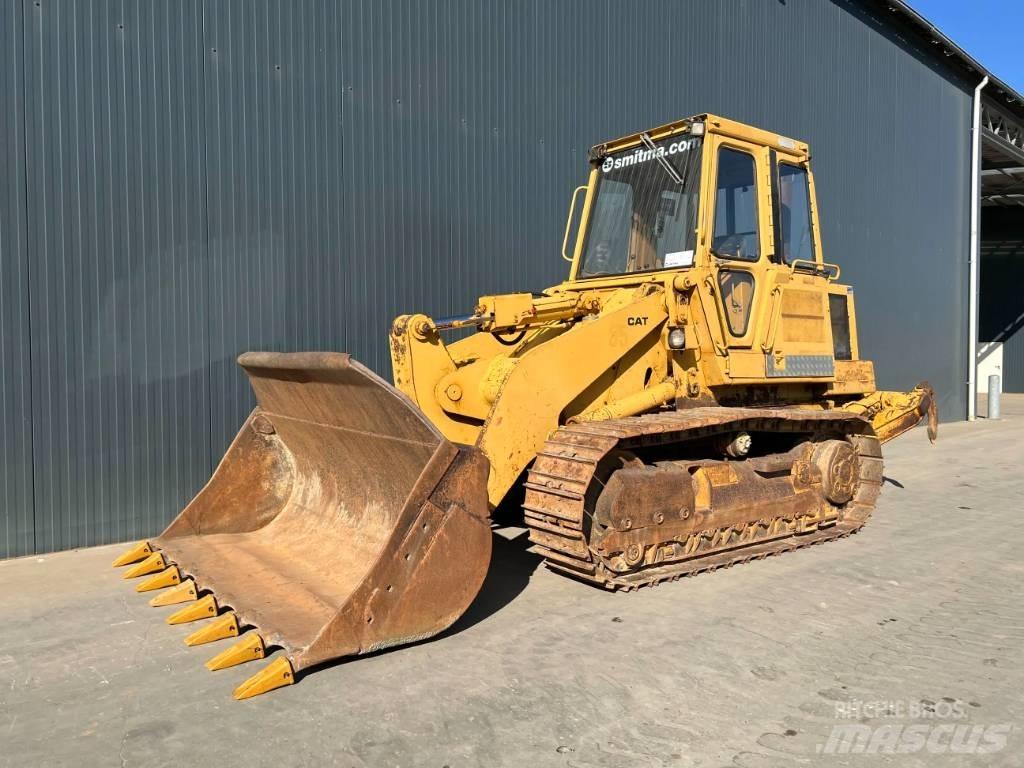 CAT 953 - Ripper Rupsladers