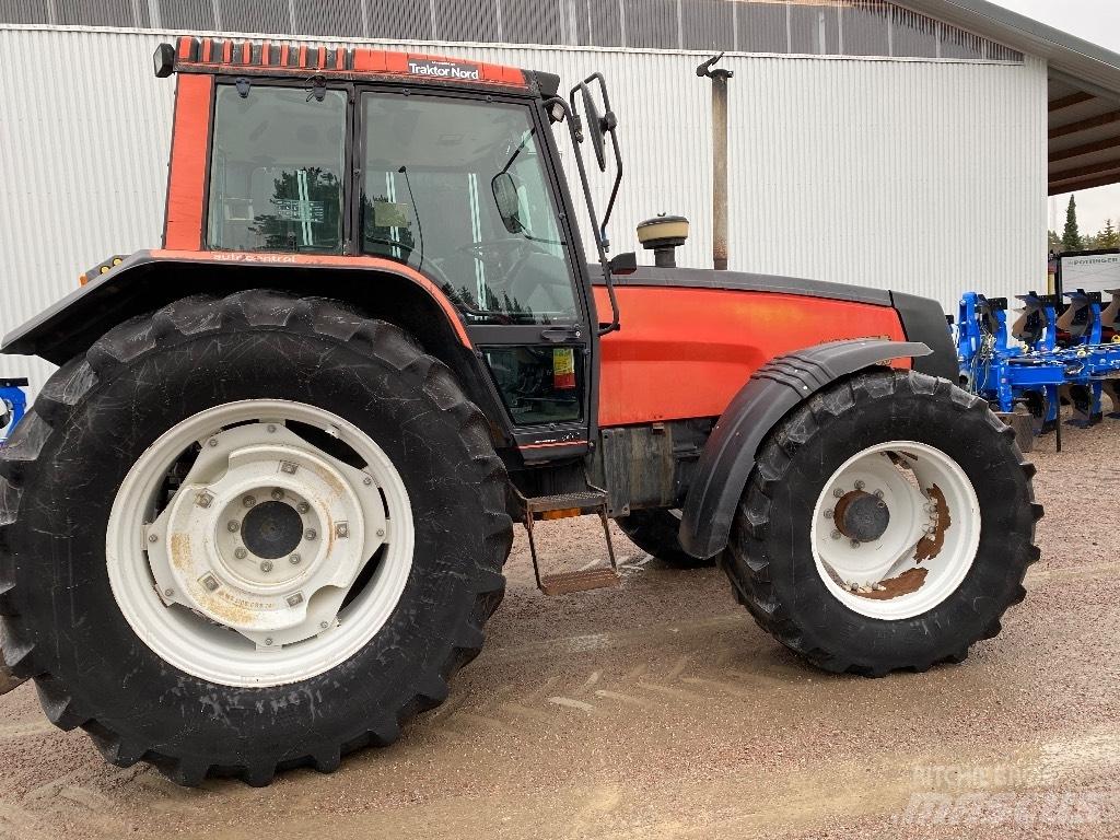 Valtra Valmet 8400 Tractoren