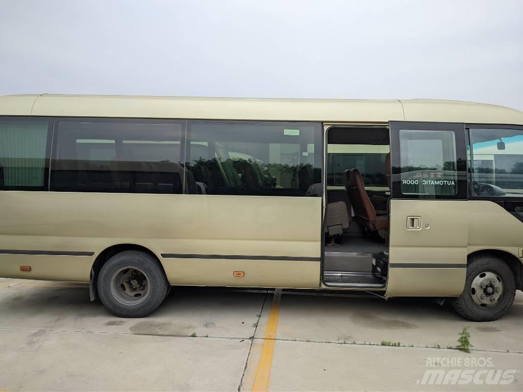 Toyota Coaster Intercitybussen
