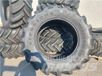 Firestone 650/65-R38 Banden, wielen en velgen