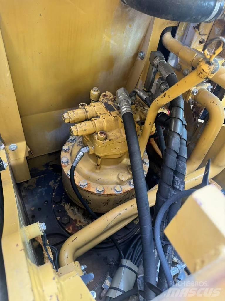 CAT 320 E Midigraafmachines 7t - 12t