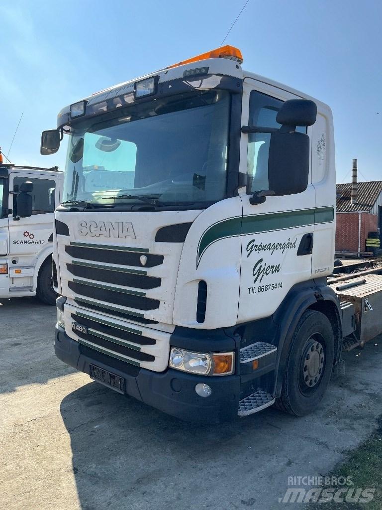 Scania CG16 Cabine en interieur
