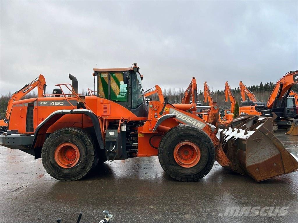 Doosan DL450-3 Wielladers
