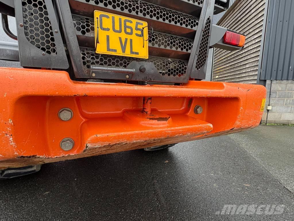 Hitachi ZW 220-5B Wielladers