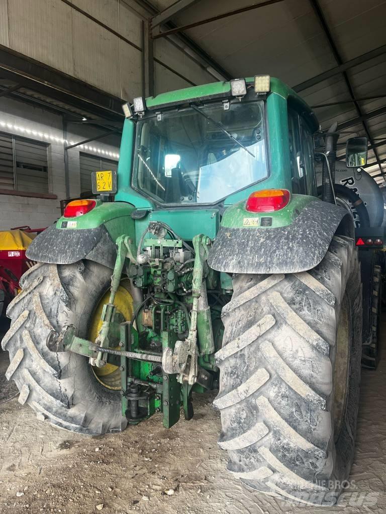 John Deere 6820 Tractoren
