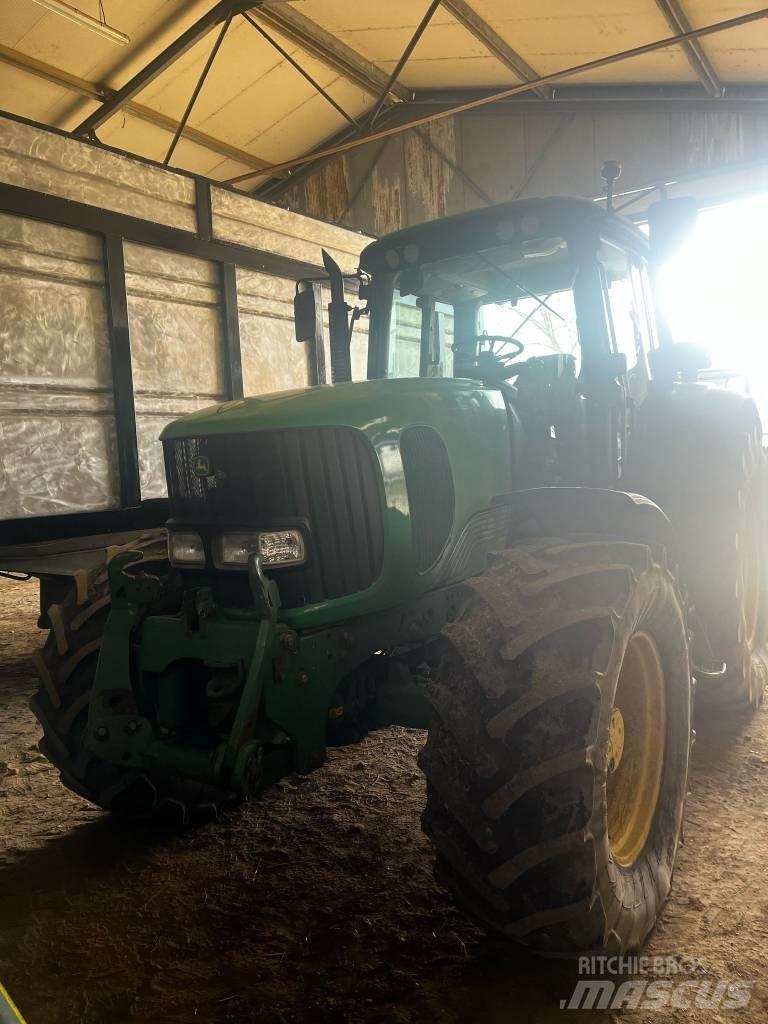 John Deere 6820 Tractoren