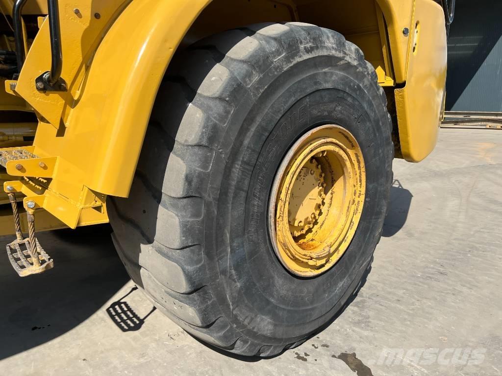CAT 740 Water truck Knik dumptrucks