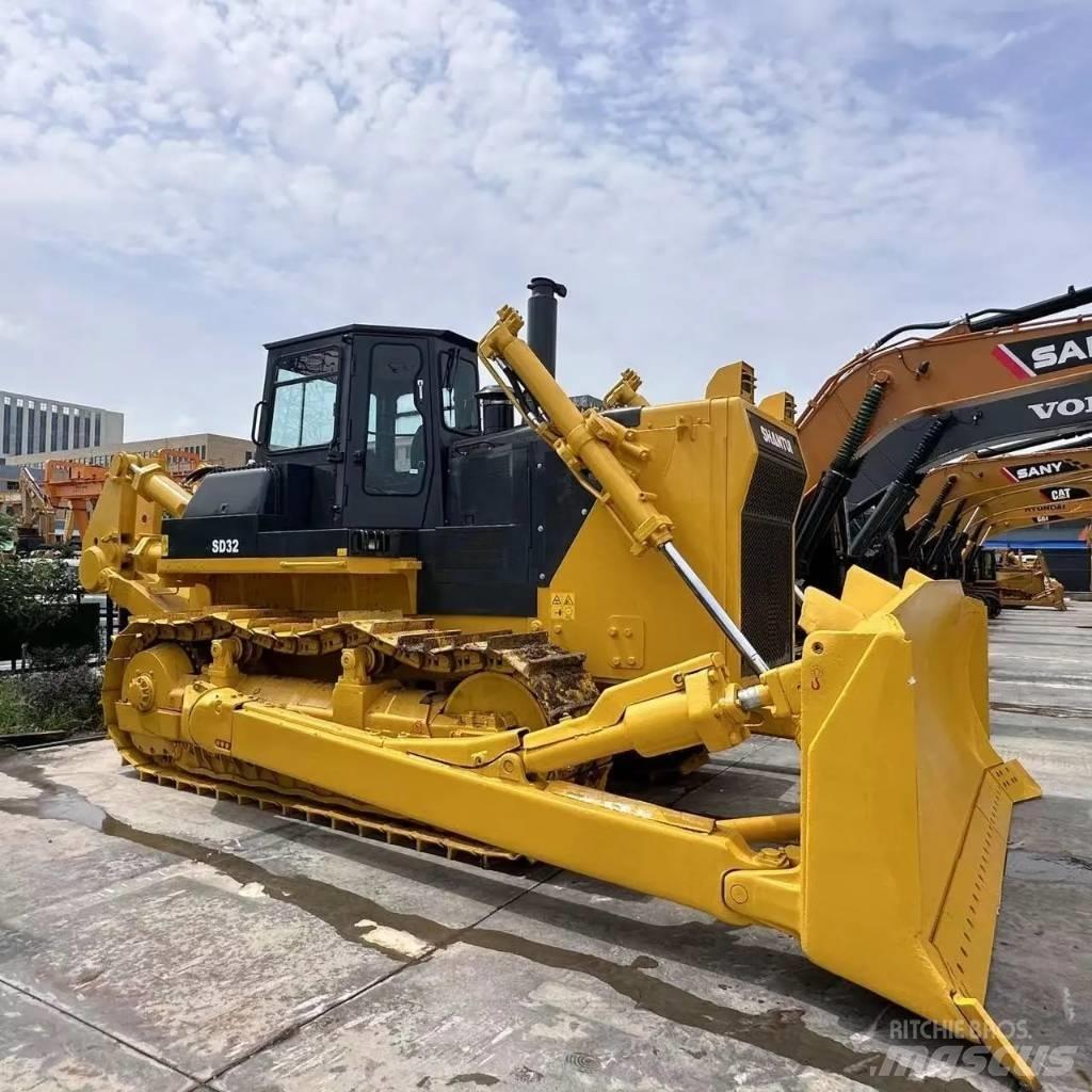 Shantui SD 32 Rupsdozers