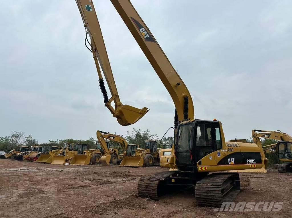CAT 320 C L Graafmachines Long Reach