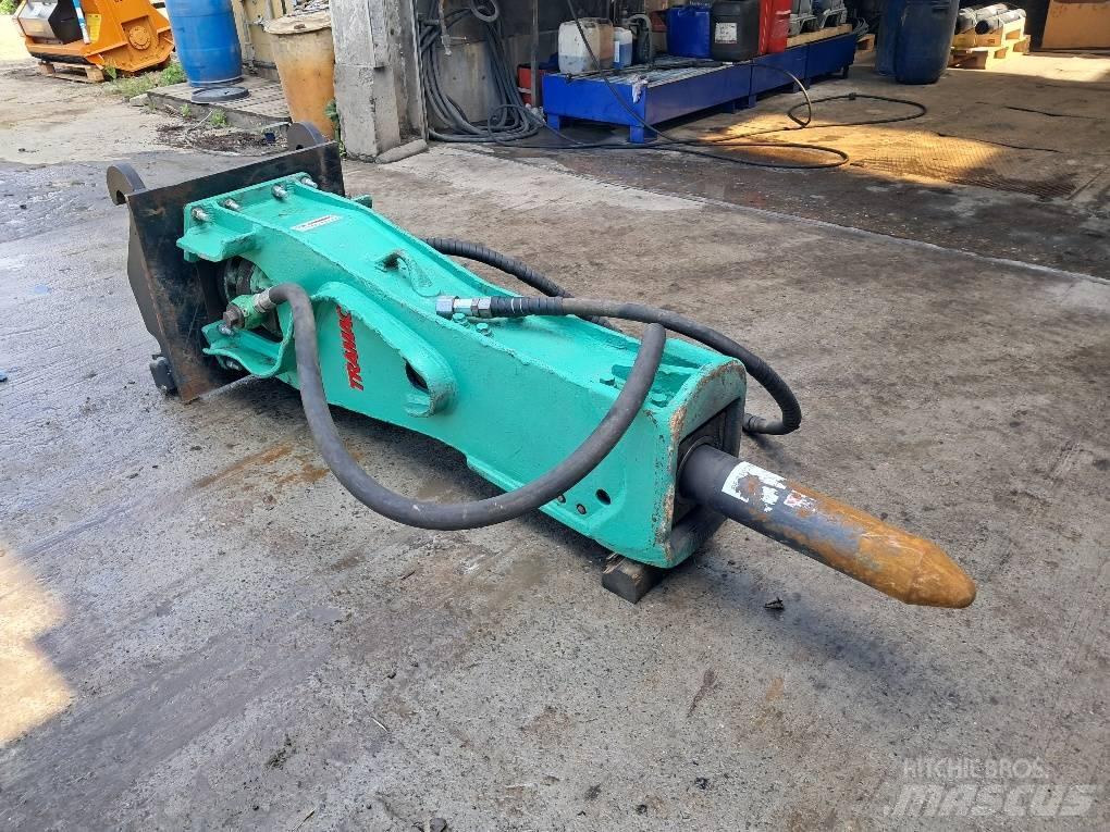 Montabert M900 Hamers en brekers