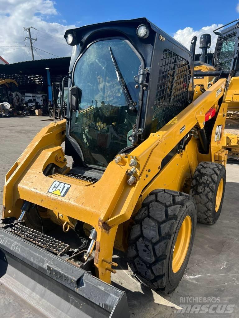 CAT 272D3 Schrankladers