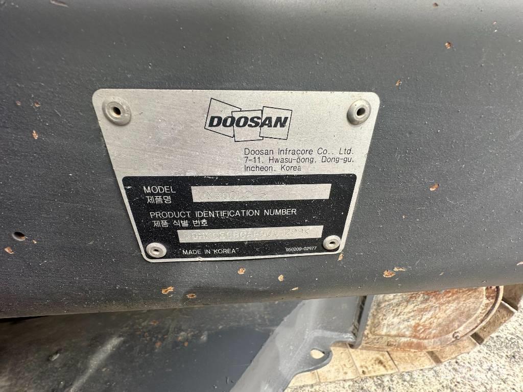 Doosan DX 300 LC-5 Rupsgraafmachines