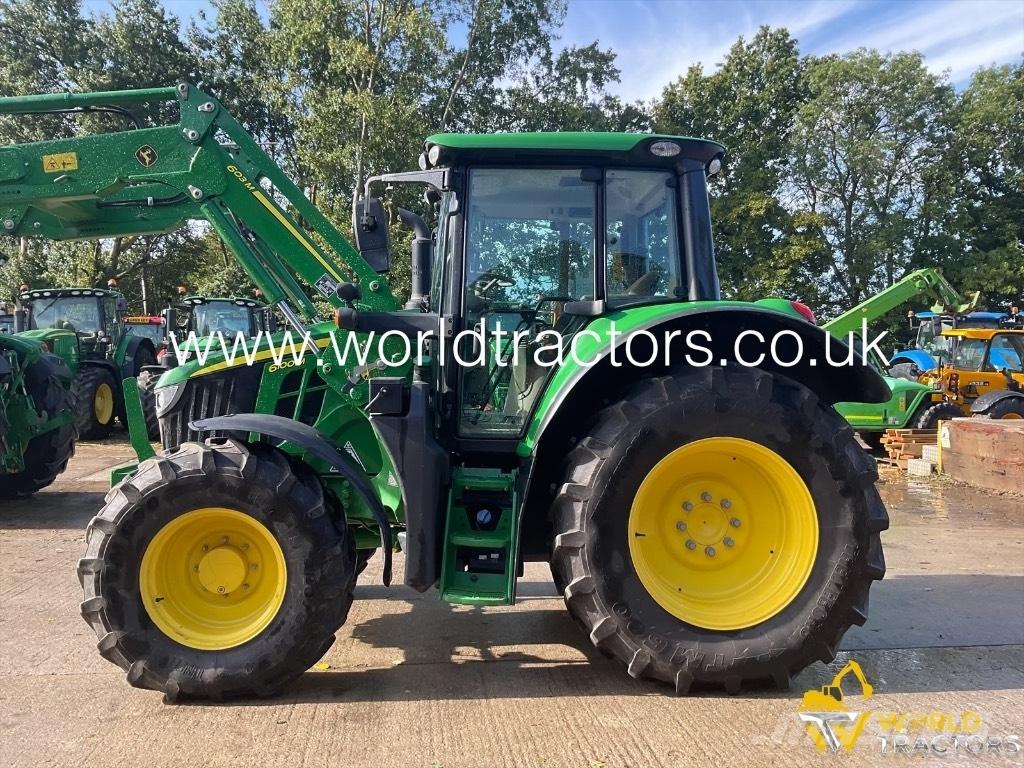 John Deere 6100 M Tractoren