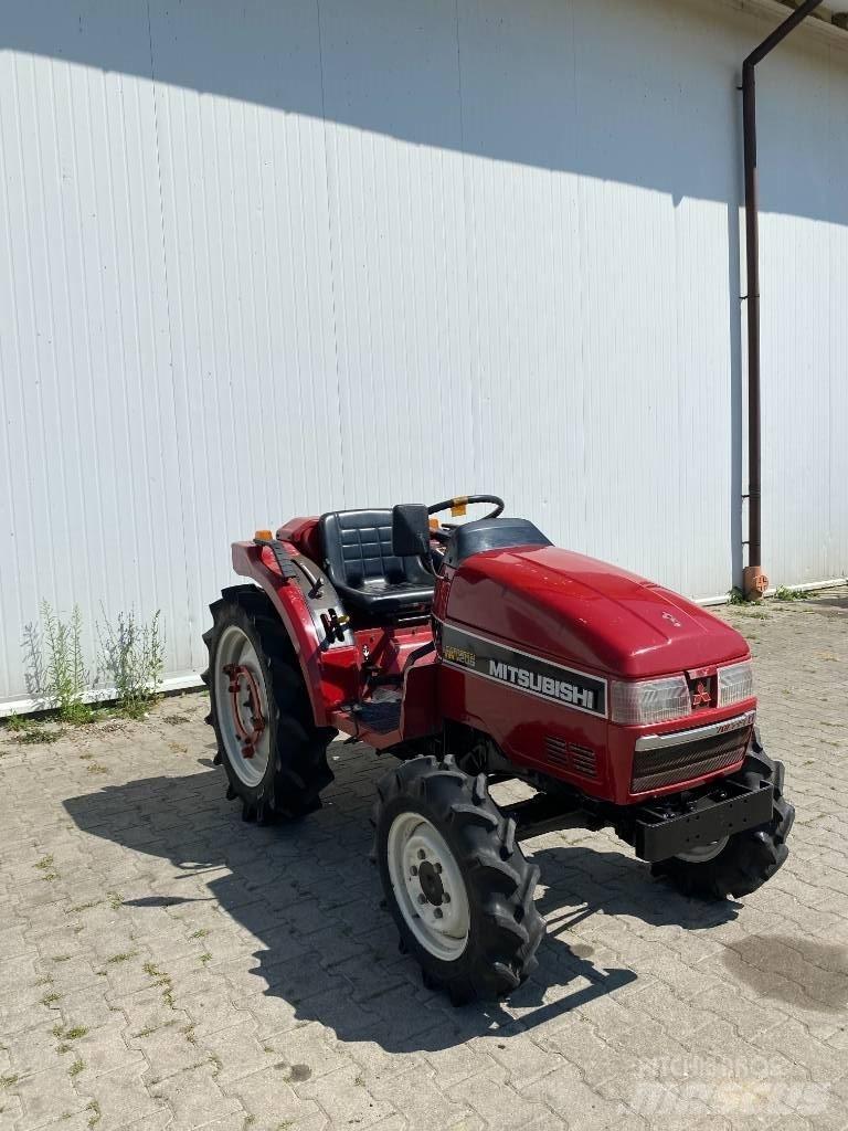 Mitsubishi MT205 Compacttrekkers
